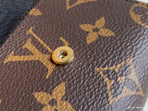 Cheap LOUIS ZOÉ VUITTON WALLET 0618